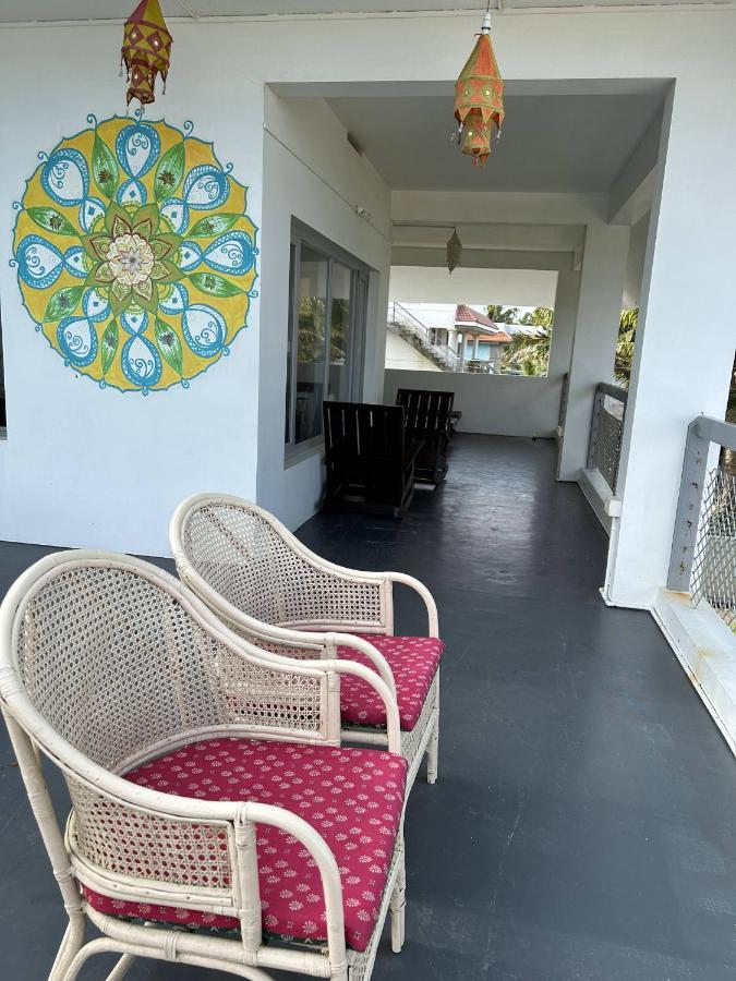 Chameleon Beach Resort, Cherai Коччи Экстерьер фото